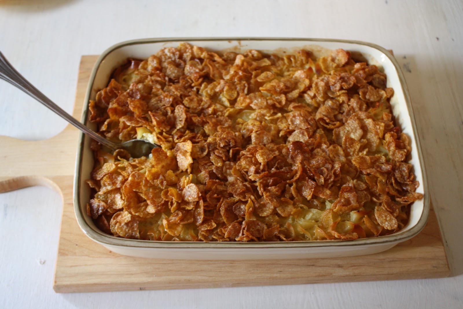 A Dusting of Sugar Secret Recipe Club Kugel with Frosted Flake Crunch!