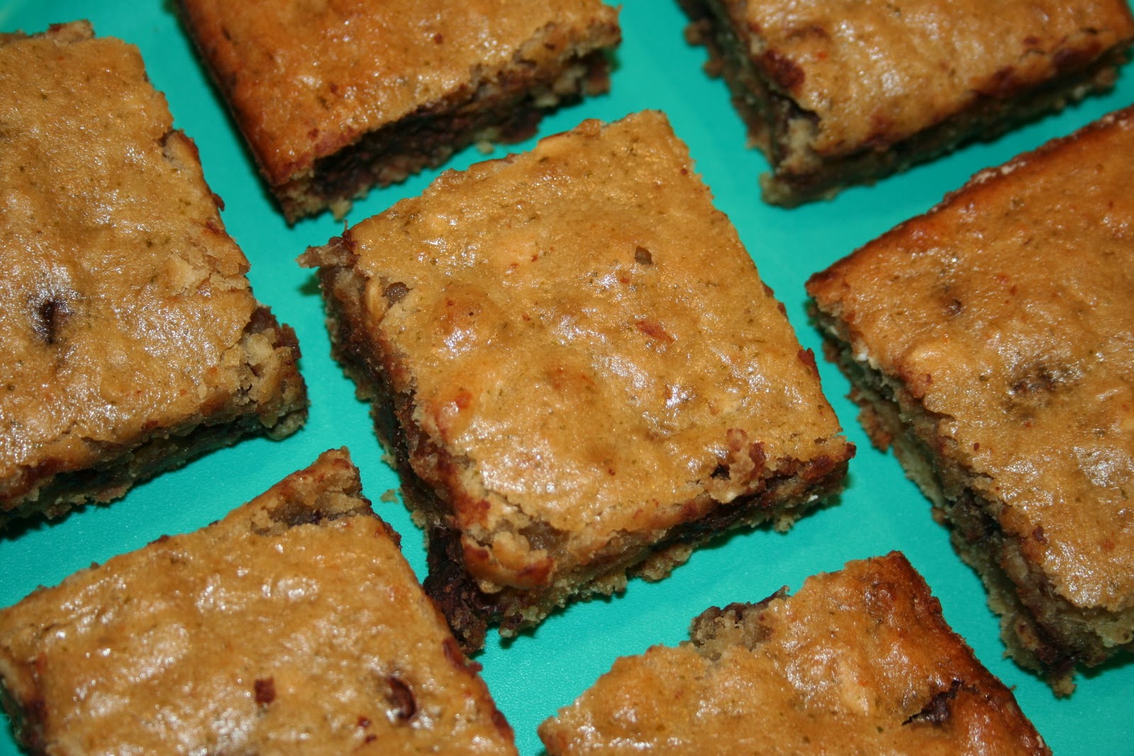 vegAnn's Kitchen Mint Chocolate Chip Cookie Bars (vegan)
