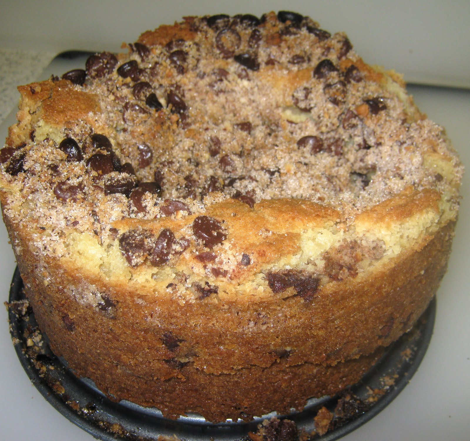 Cinnamon Chocolate Chip Coffee Cake