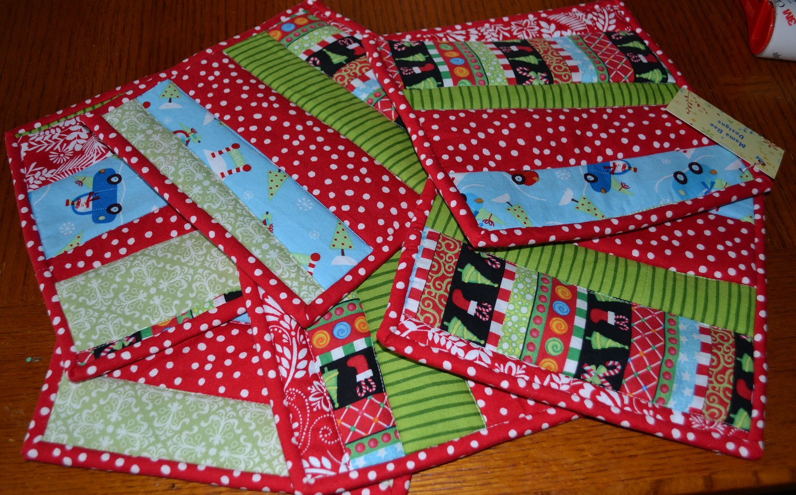 From The Hive: christmas potholders