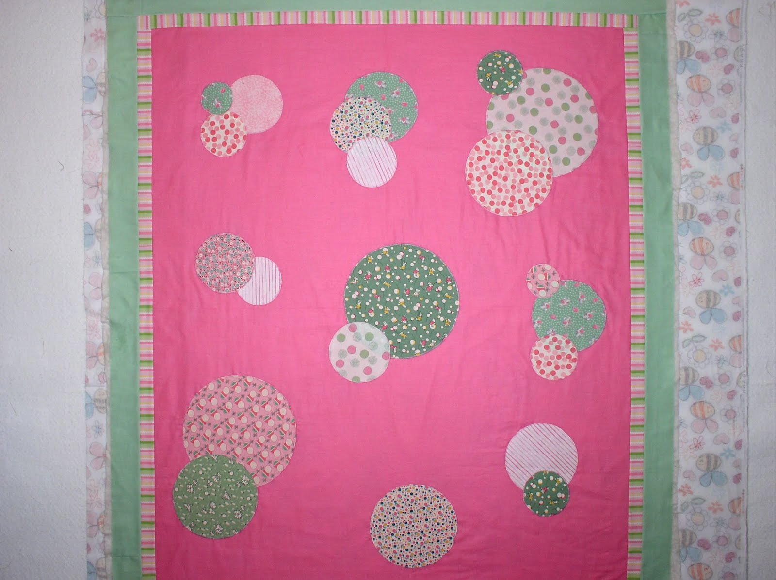 LuAnn Kessi Baby Bubbles Quilt...
