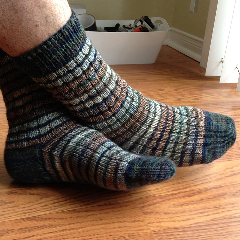 Lozenge Pattern Socks | minding my own stitches year of projects 2 lozenge Lozenge Pattern Socks | minding my own stitches year of projects 2 lozenge