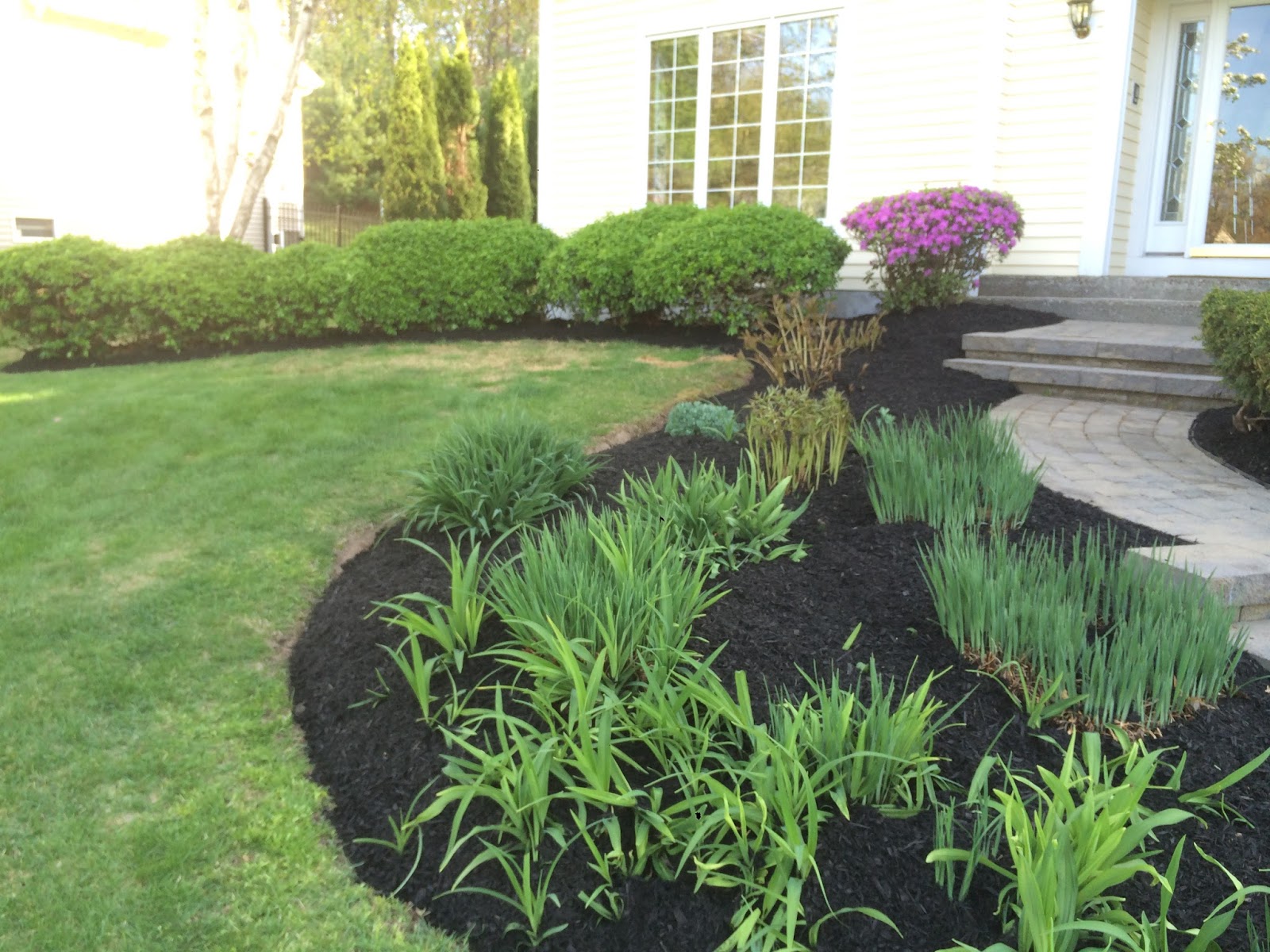 Bryk City Landscaping Mulch Spreading