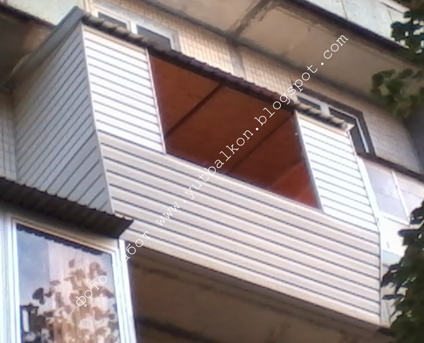 Уютный балкон.