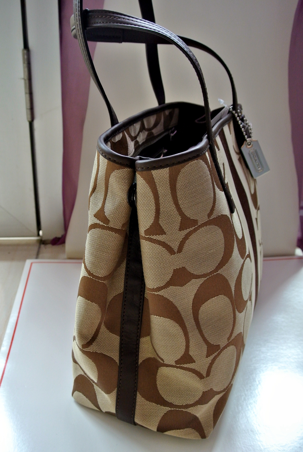 COACH BAG ON SALE COACH 19999 HAMPTONS WEEKEND SIGNATURE STRIPE MEDIUM