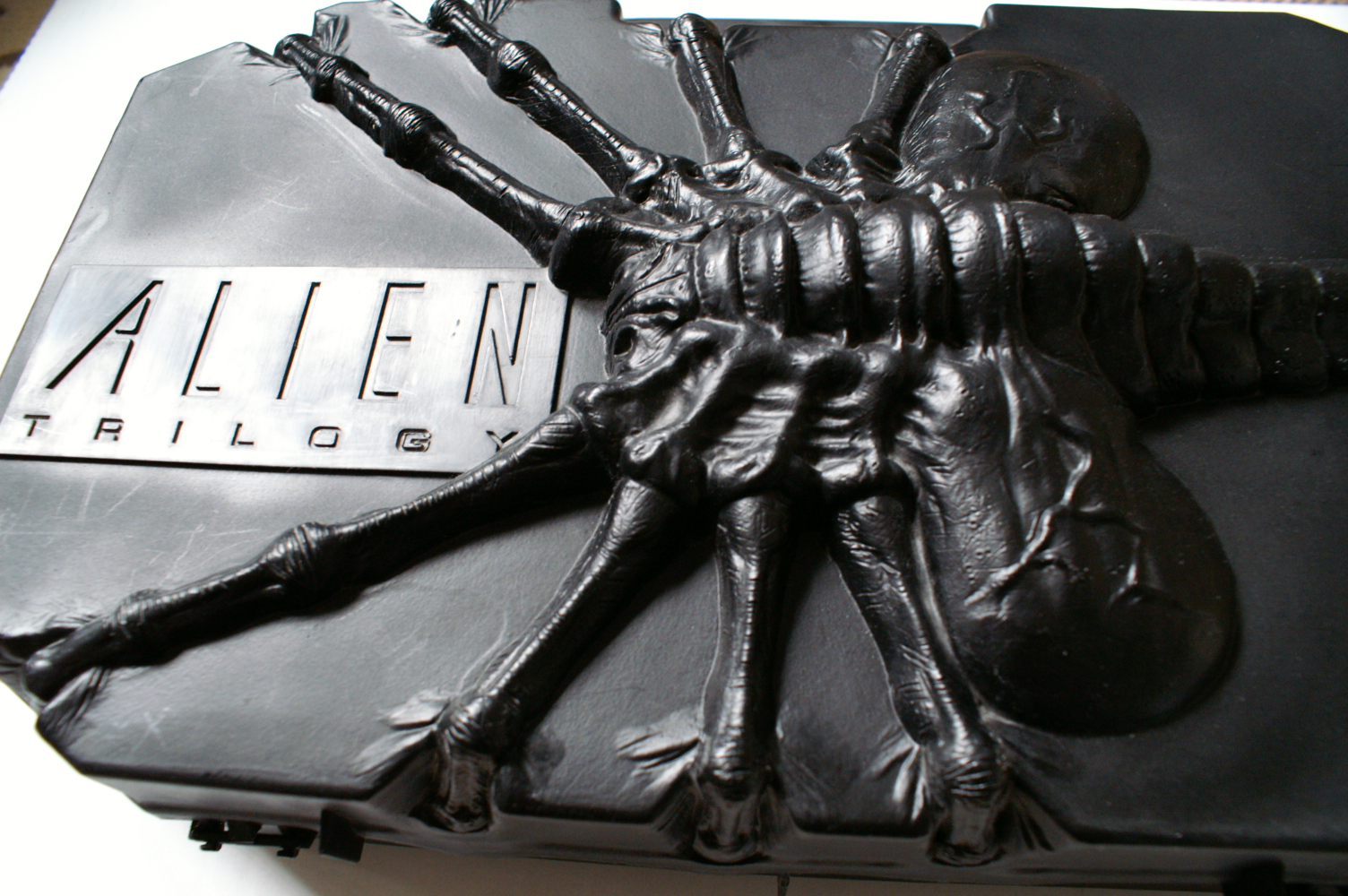 Rutger Hauer loves Pez Alien Trilogy U.K. VHS boxset.