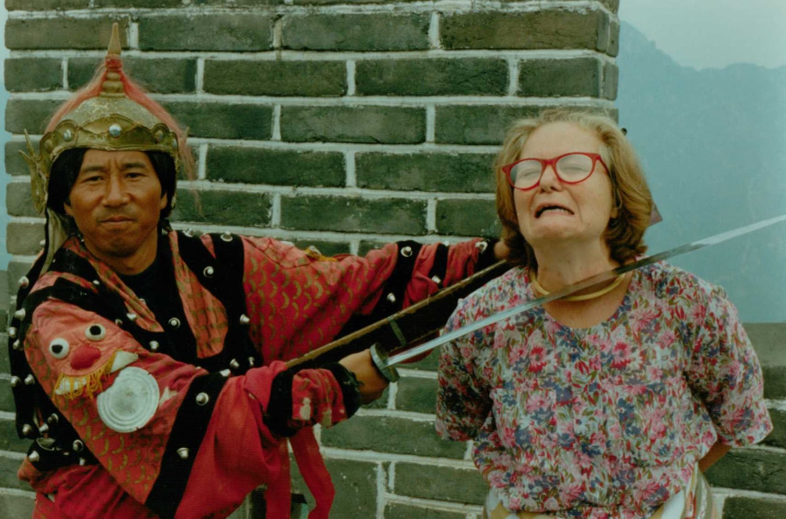 Foo Fighters - Walk lyrics - YouTube