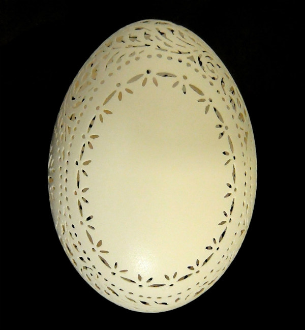 Hand Carved Eggshell Sculptures Spicytec