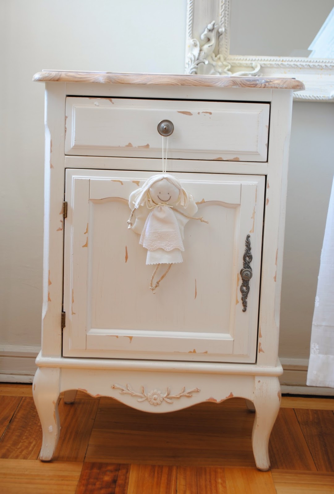 Paz Montealegre | Decoración: Renovación de stock de Muebles. Todos los