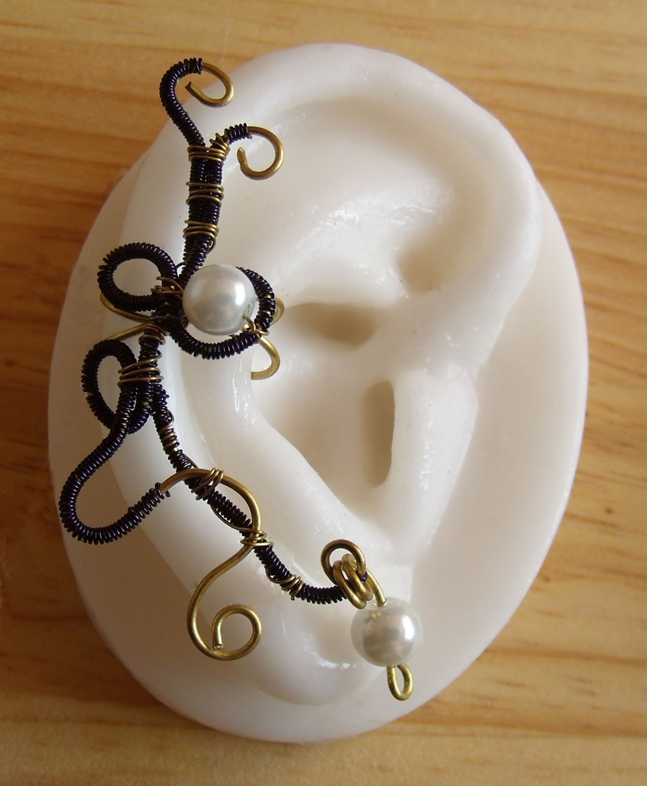 Jewellery from Craft Cove Ear cuff displays