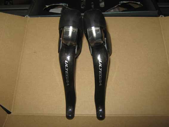 pasar sepeda: Shimano Ultegra ST-6703 Dual Control Levers