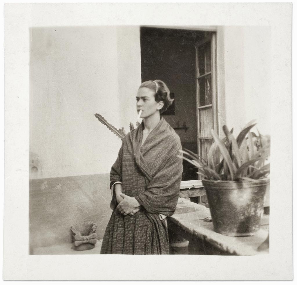 This is What Frida Kahlo Looked Like  in 1930 