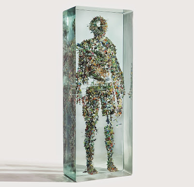 arte contemporaneo con capas de vidrio