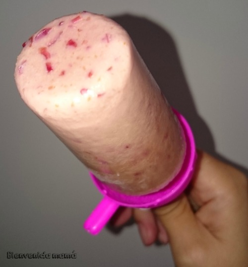 helado-yogur-cereza