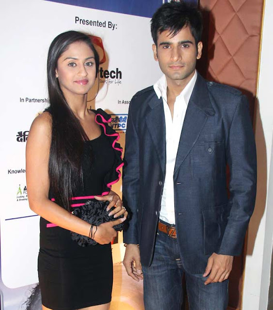 wallpapers hd: Free Download Karan Tacker & Krystle Dsouza Couple HD