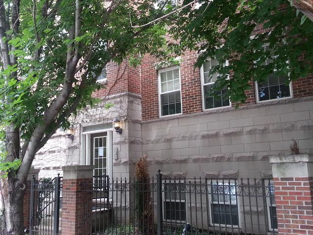 The Chicago Real Estate Local: Under contract Noble Square duplex down