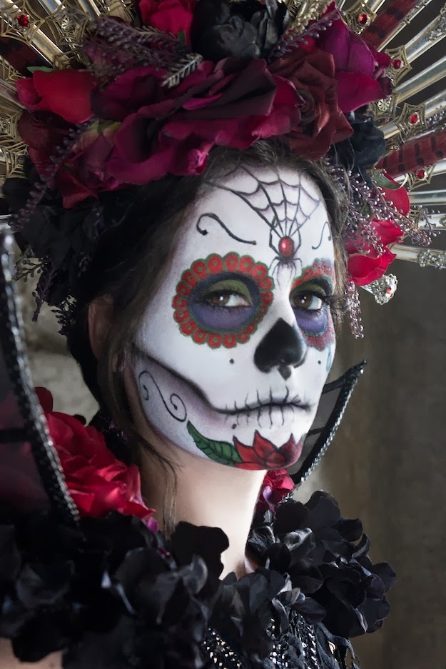 Belle Morte Beauty: MAC Halloween Looks & Rick Baker - Makeup Set Halloween Belle Morte Beauty: MAC Halloween Looks & Rick Baker - Makeup Set Halloween