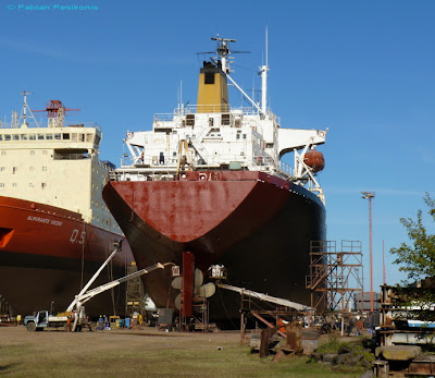 Dossier fotográfico: nuevos pontones de prácticos DF-19 y DF-20 de la Prefectura Naval. Estrella+Atlantica+ex+Shell+futuro+DF19