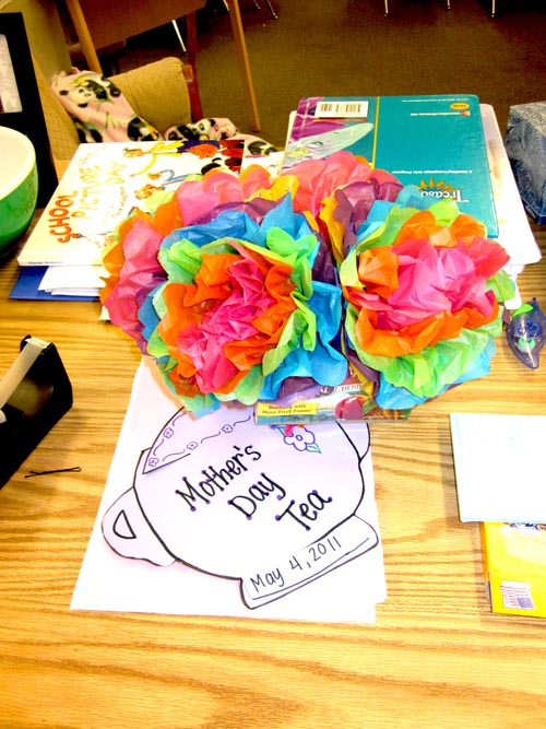 construction paper flowers for kids. construction paper flowers for
