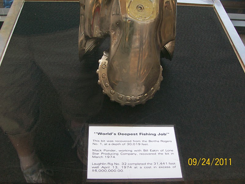 Rockhounding Around East Texas Oil Museum, Kilgore Texas