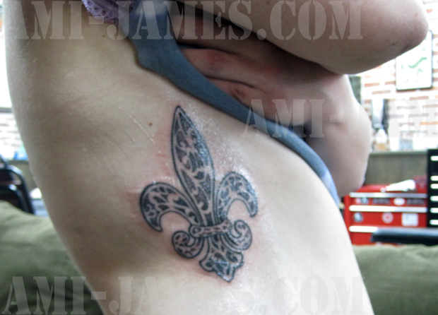 Fleur De Lis Tattoo Designs For Men