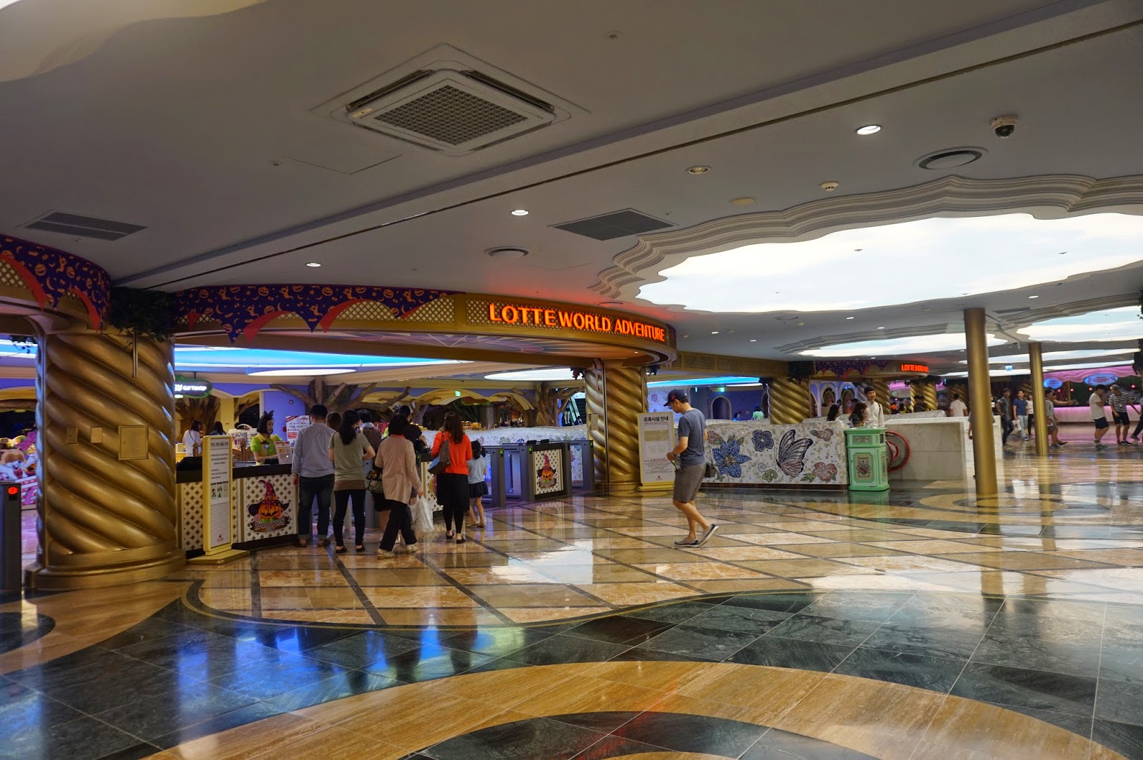 Student Exchange Blog 4 Months in Korea The Korean Disneyland