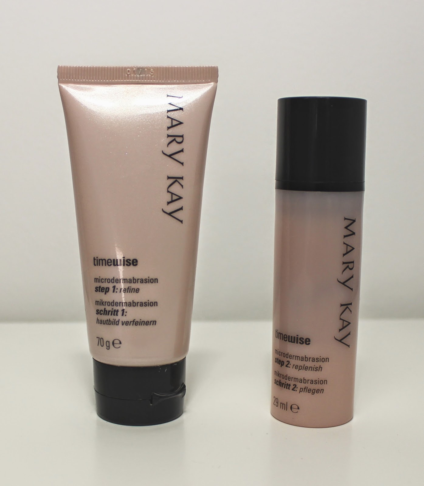 Cris and Makeup Mary Kay Timewise Microdermabrasion Kit