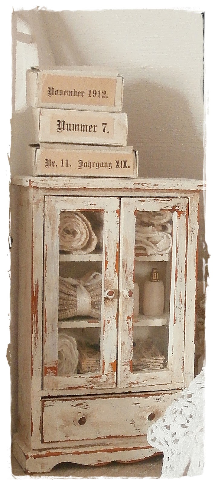 Shabby Dollhouse: Das Schlafzimmer.....