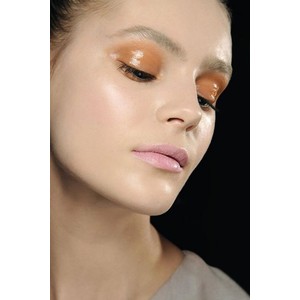 Glossy Lids