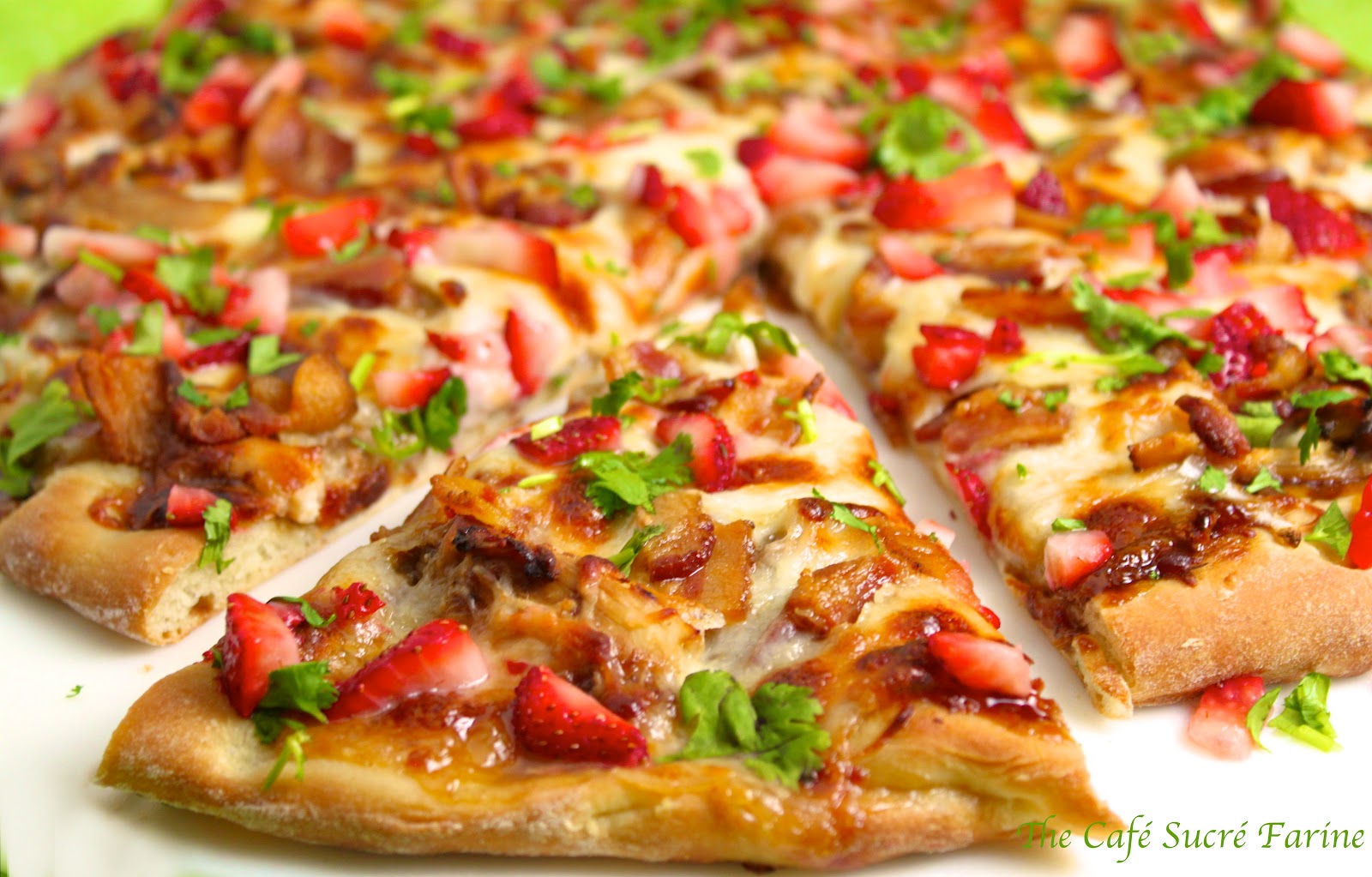 Yum! Strawberry pizza r/DeliciousFoods