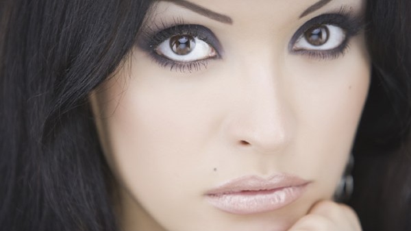 how to apply emo eye makeup. How to Apply Emo Eye Makeup.