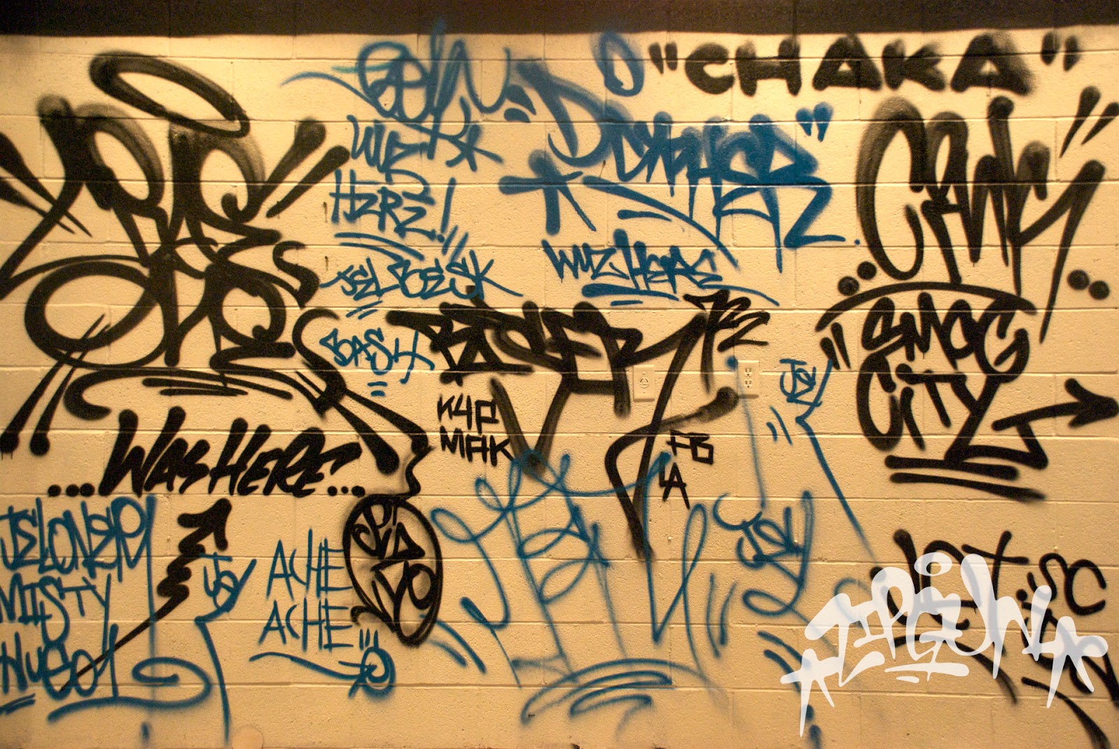 Graffiti Pictures Tag Graffiti Alphabet By Taggers