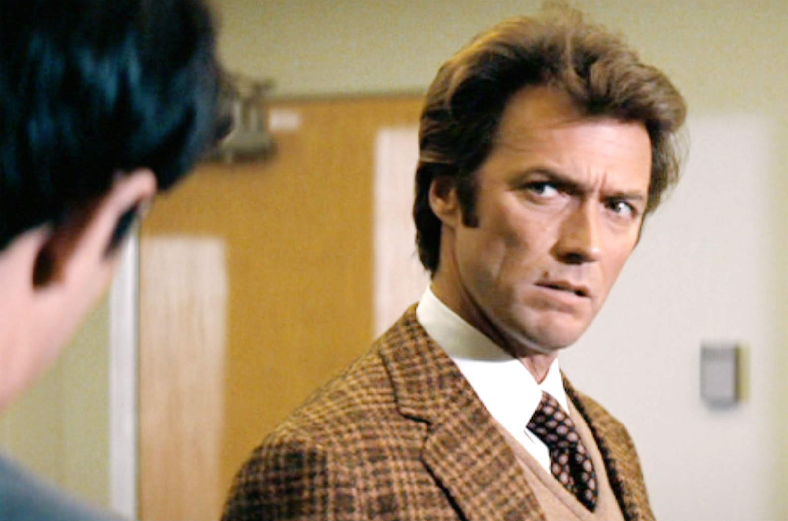 NCIS Los Angeles Promo 5x21 Three Hearts - YouTube