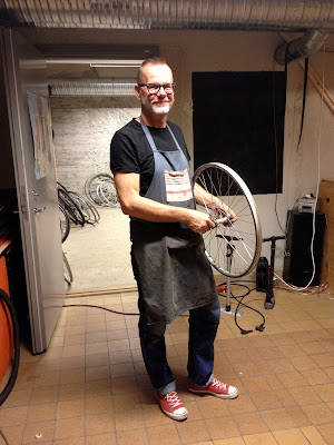 Bert, a volunteer for cykelkoket in Dockan, Malmo, Sweden Bert, an expert bike mechanic at the cycle kitchen