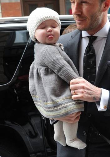 Gambar Comel Anak Perempuan David Beckham