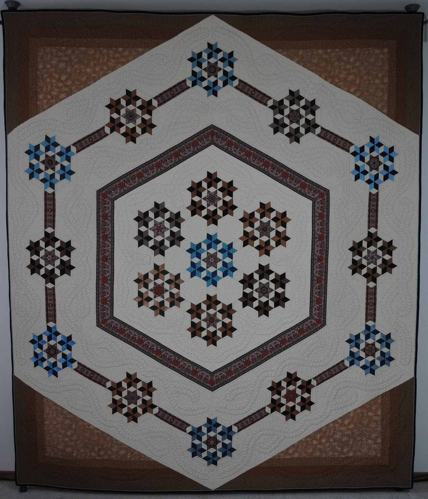Quilt Happenings in Wisconsin SEVEN SISTERS QUILT BY KAREN CAPPS OF