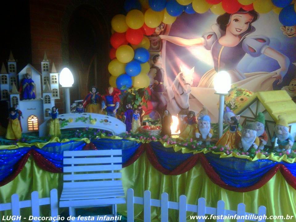 Branca de Neve (decoração tradicional luxo) Tema da Branca de Neve para mesa temática de festa de meninas