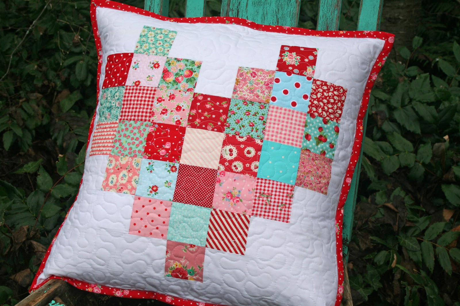 lovely little handmades easy patchwork heart pillow & tutorial