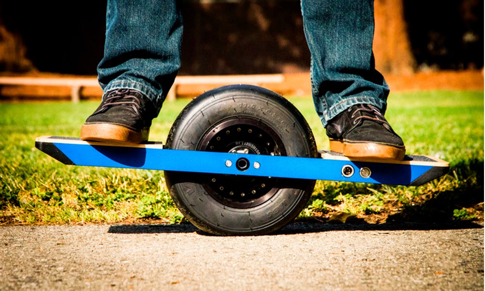 Sustentabilidade Conheça o skate elétrico de uma roda só que vai