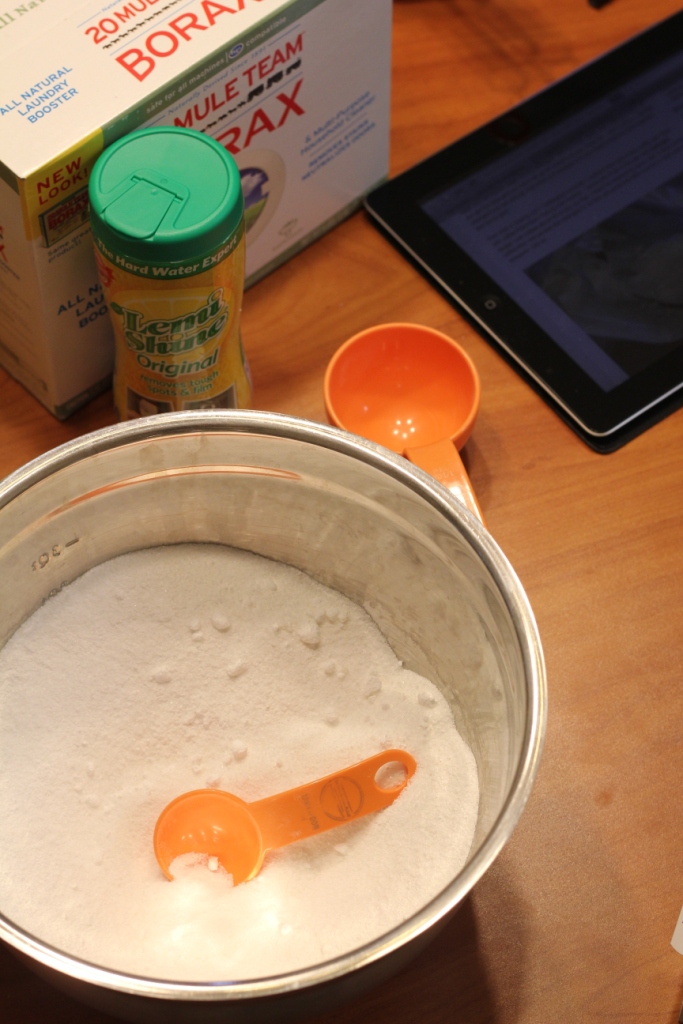 All Four Love The Cleaning Frenzy