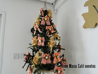 árvore natal, fitas xadrez laranja branco, micro floral laranja