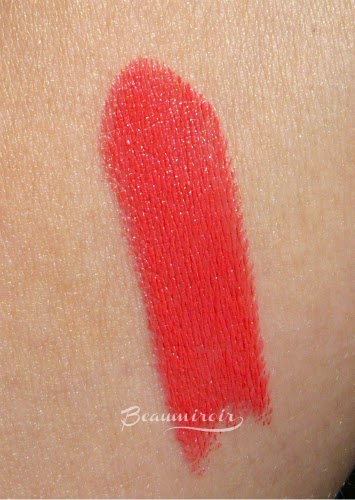 MAC Make Me Gorgeous Lipstick MAC Is Beauty Collection. Coral lipstick. Swatch.