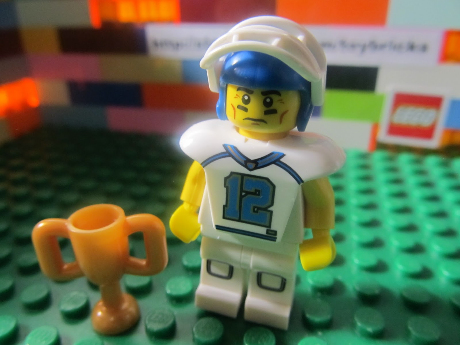 Lego 8833 Series 8 Football Player Minifigure Helmet Armor Trophy