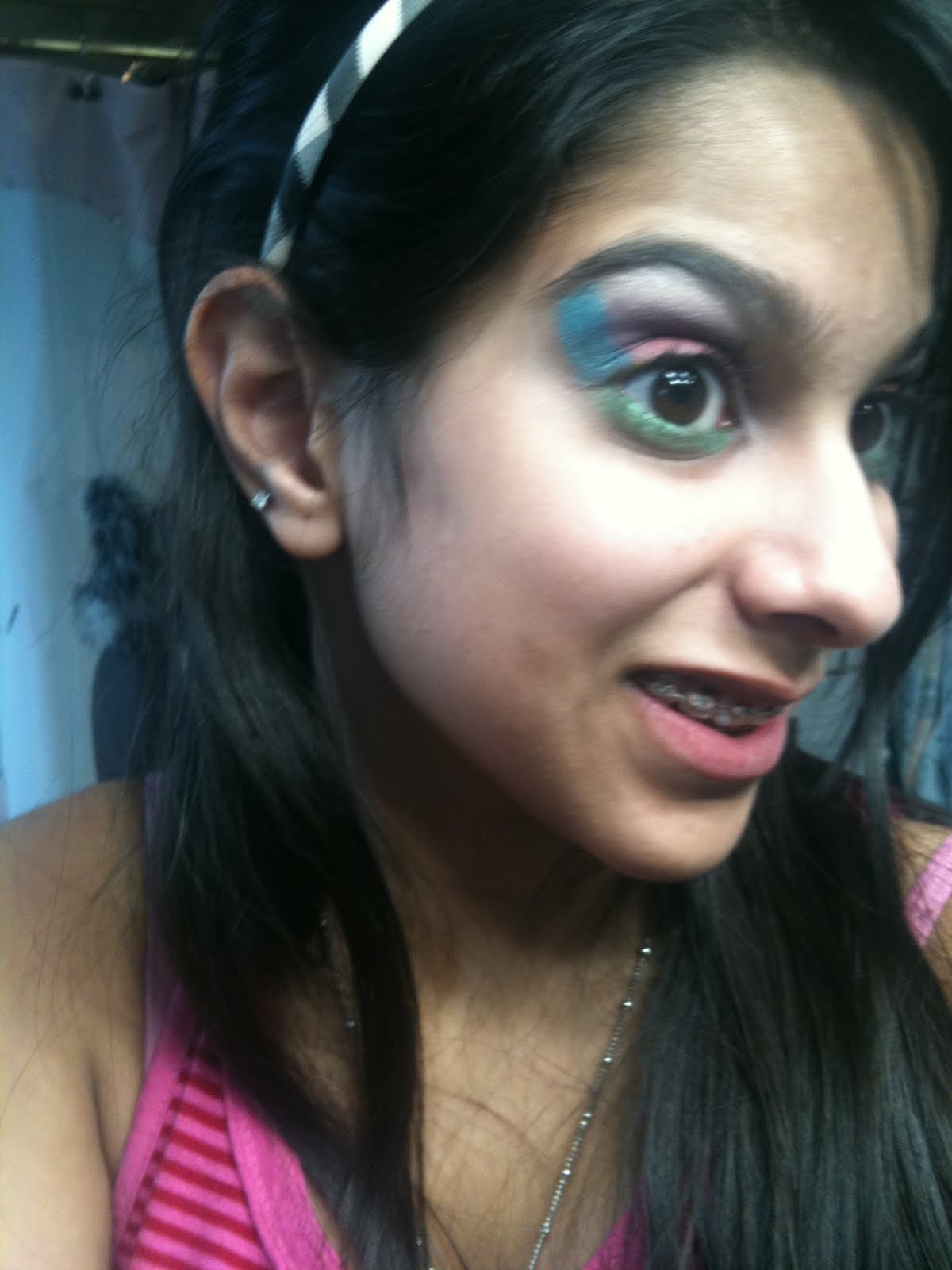 Makeup, style, and tips: Tutorial: Hot 80's look