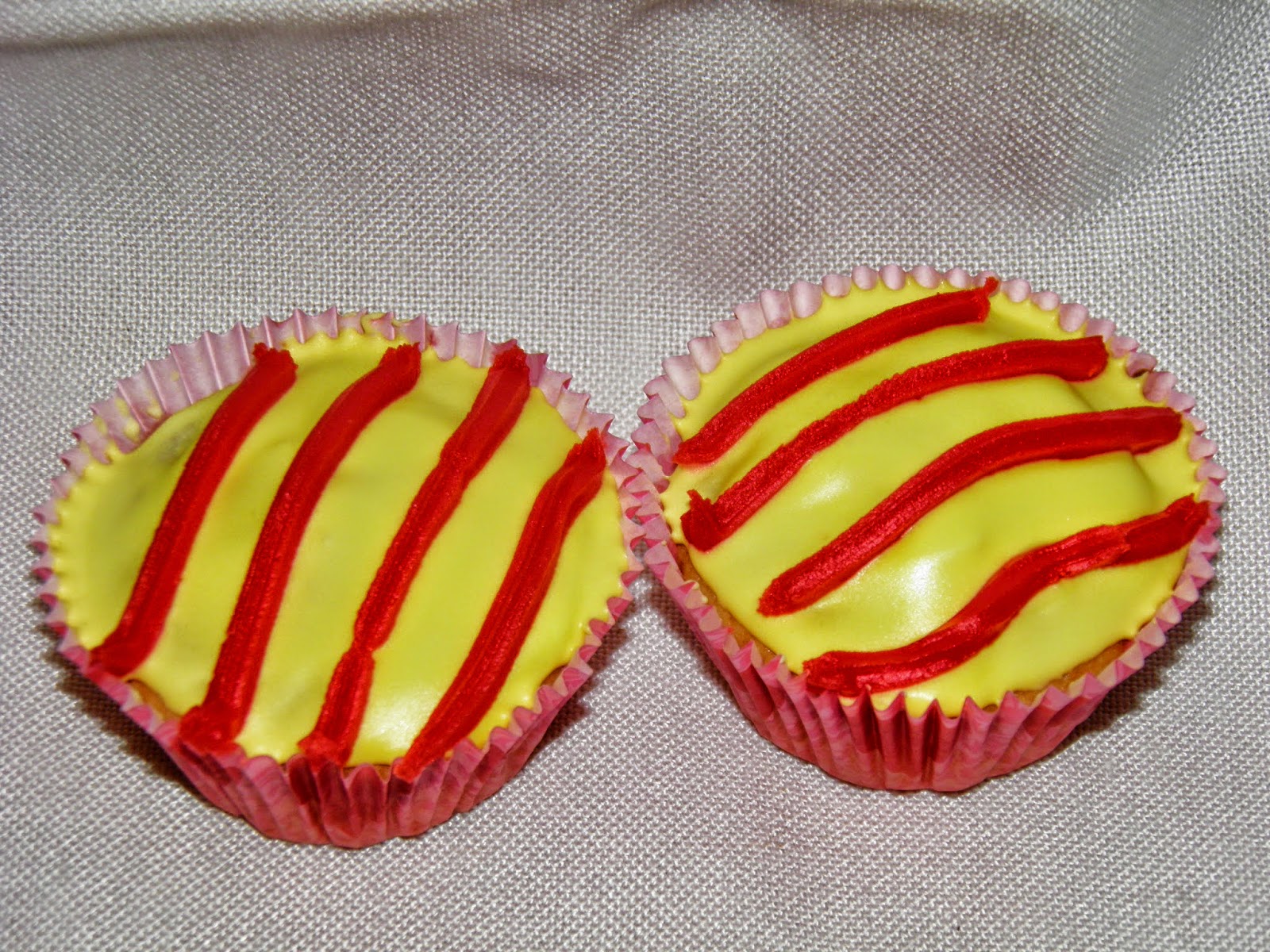 Magdalenas O Cupcakes De Sant Jordi (sugerencia 1)