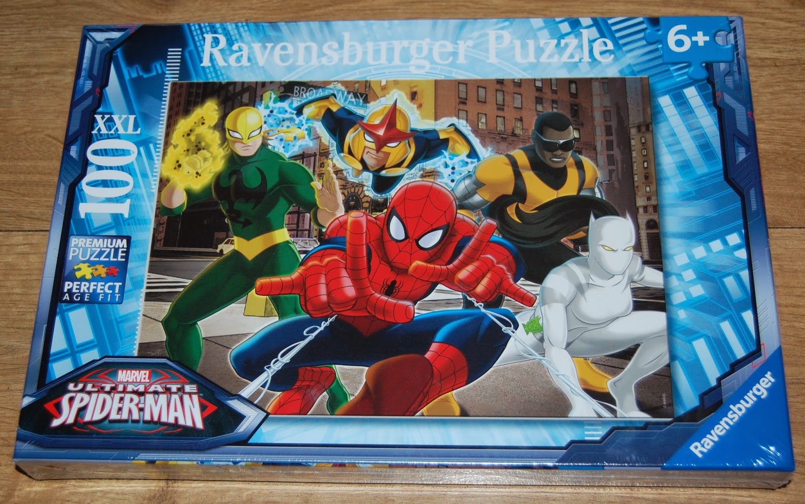Ravensburger Ultimate Spiderman 100 Piece XXL Jigsaw Puzzle My Three