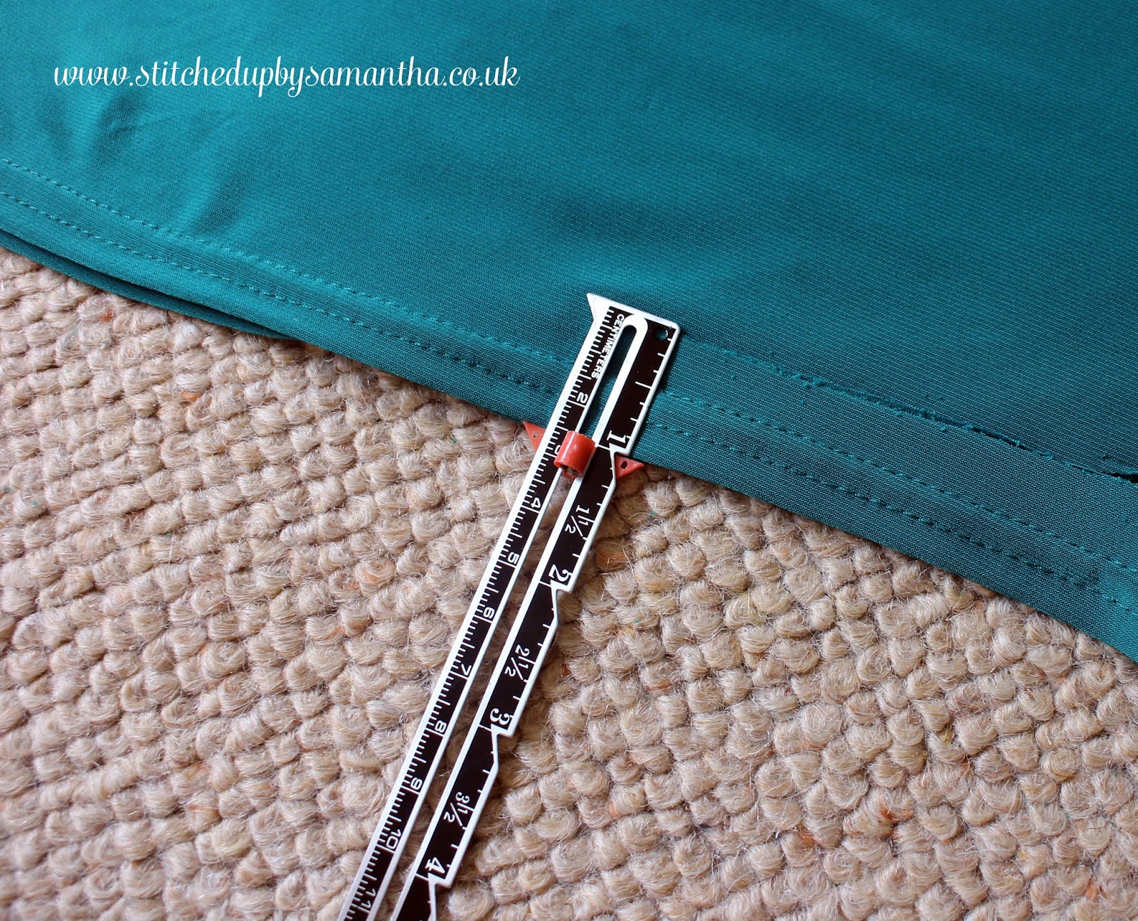 Hemming knits on a regular sewing machine Stitched Up by Samantha