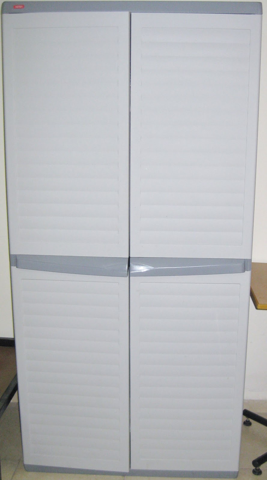 Plastic ClosetConfession