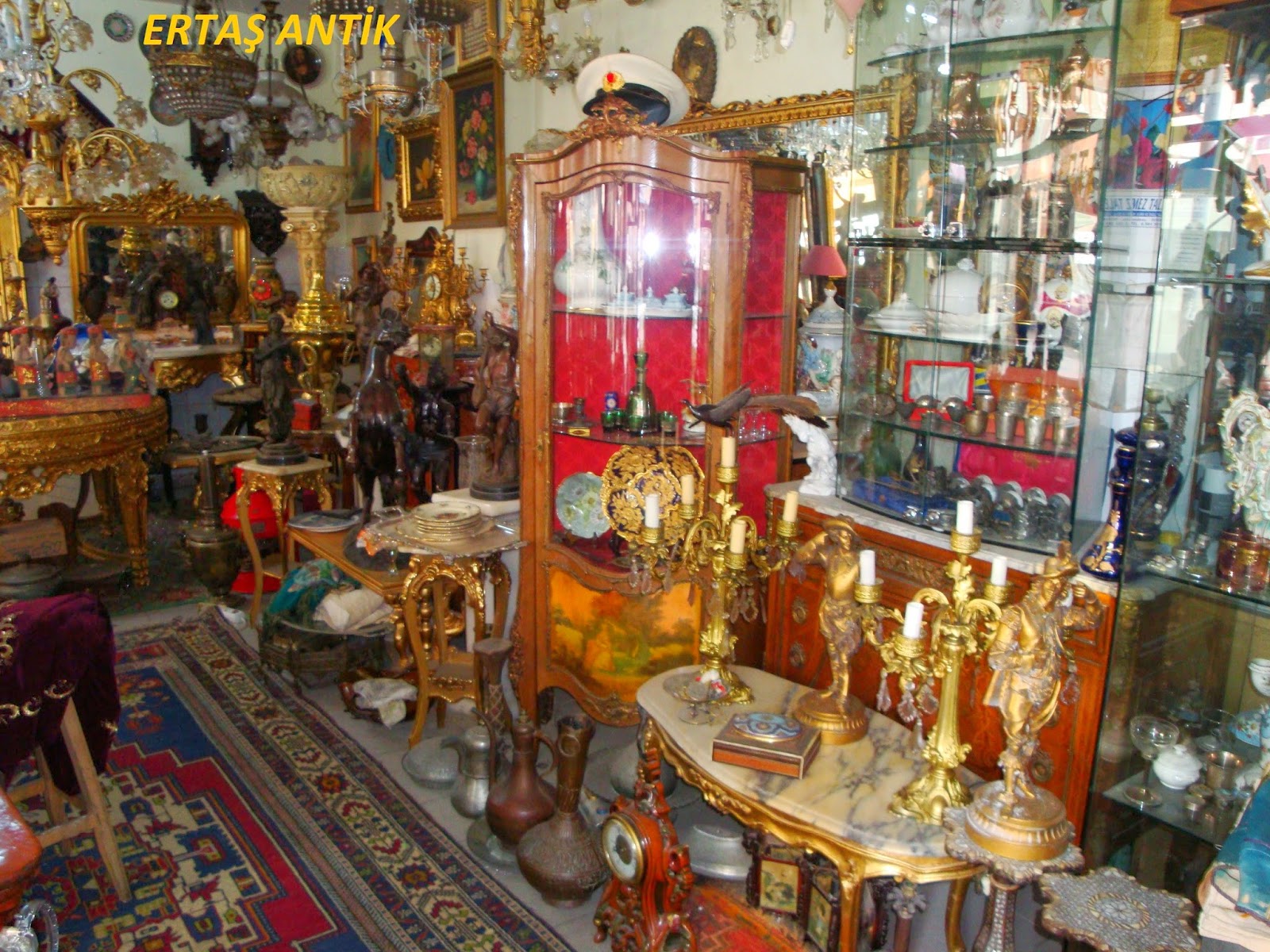 Antika Mobilya Alanlar,Antika Eşya Alanlar Tablo Alanlar,Antika