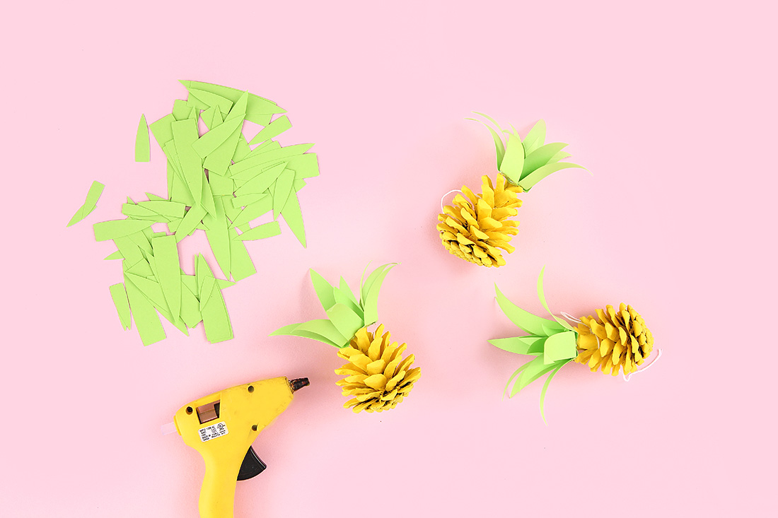 DIY Pineapple Pinecone Ornaments Do it yourself ideas and projects
